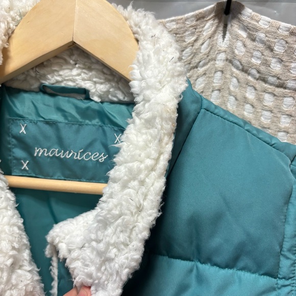 Maurices Teal Puffer Vest with White Sherpa Lining - Picture 4 of 4